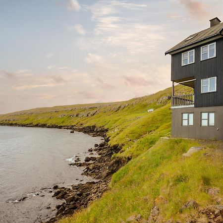 A Tromini Guesthouse Tórshavn Exterior foto