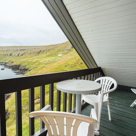A Tromini Guesthouse Tórshavn Exterior foto