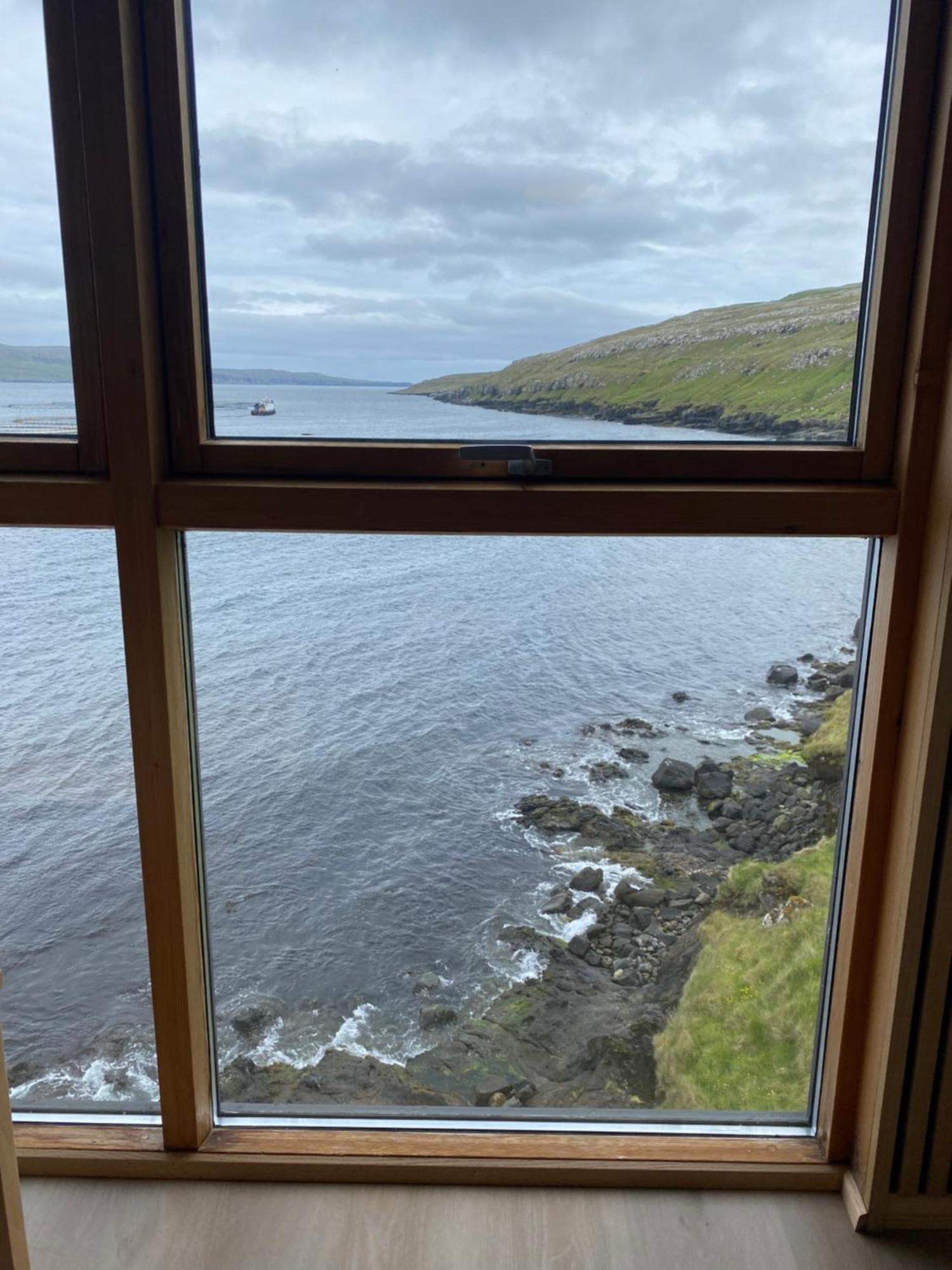A Tromini Guesthouse Tórshavn Exterior foto