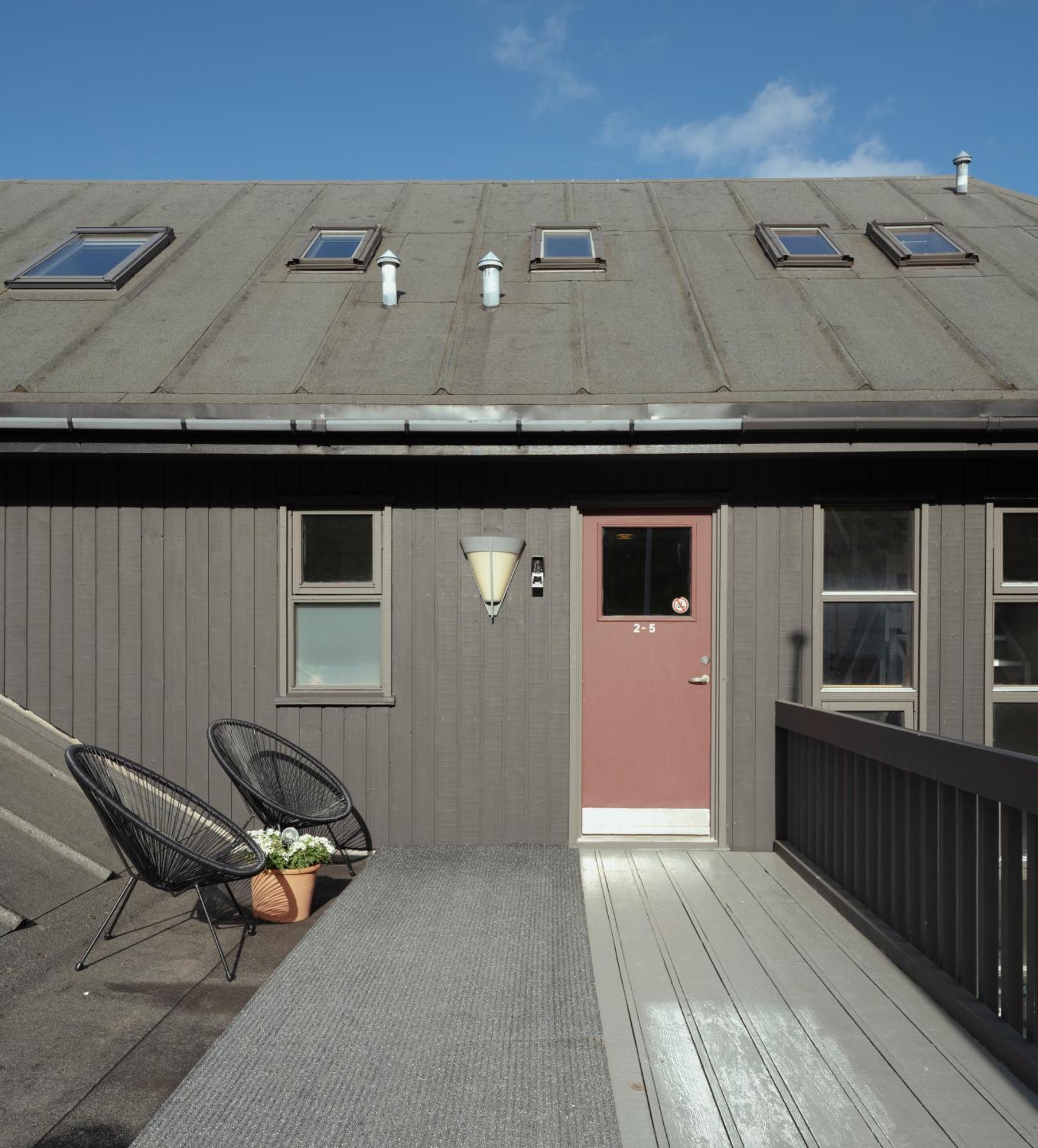 A Tromini Guesthouse Tórshavn Exterior foto