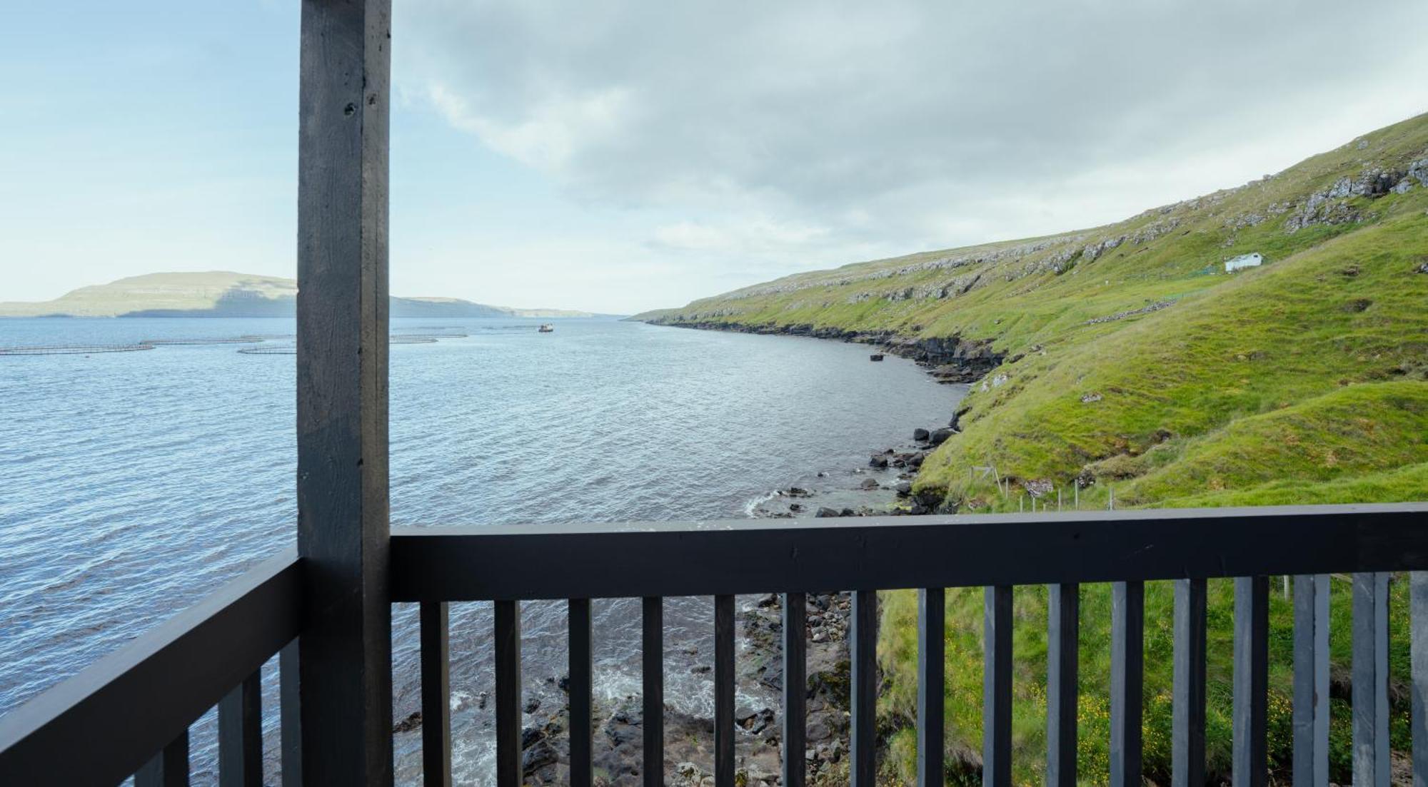 A Tromini Guesthouse Tórshavn Exterior foto